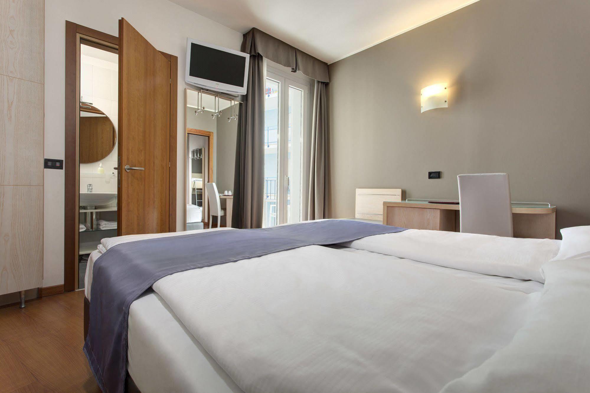 Victoria Frontemare Beach & Spa Hotel Jesolo Exteriör bild